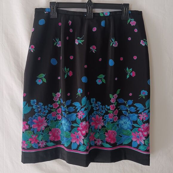 Repaired Vintage Floral Knee Length Skirt - Picture 3 of 15